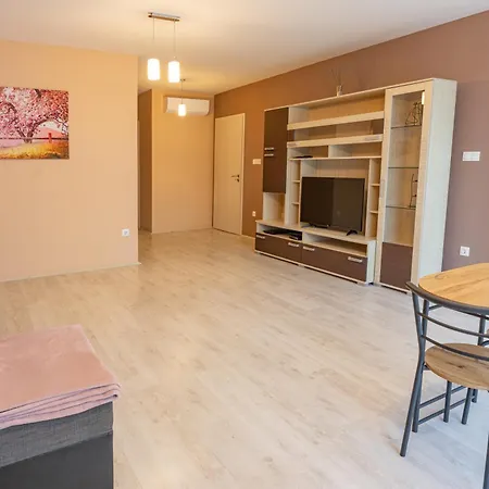 ゲストハウス Lang Vendeghaz